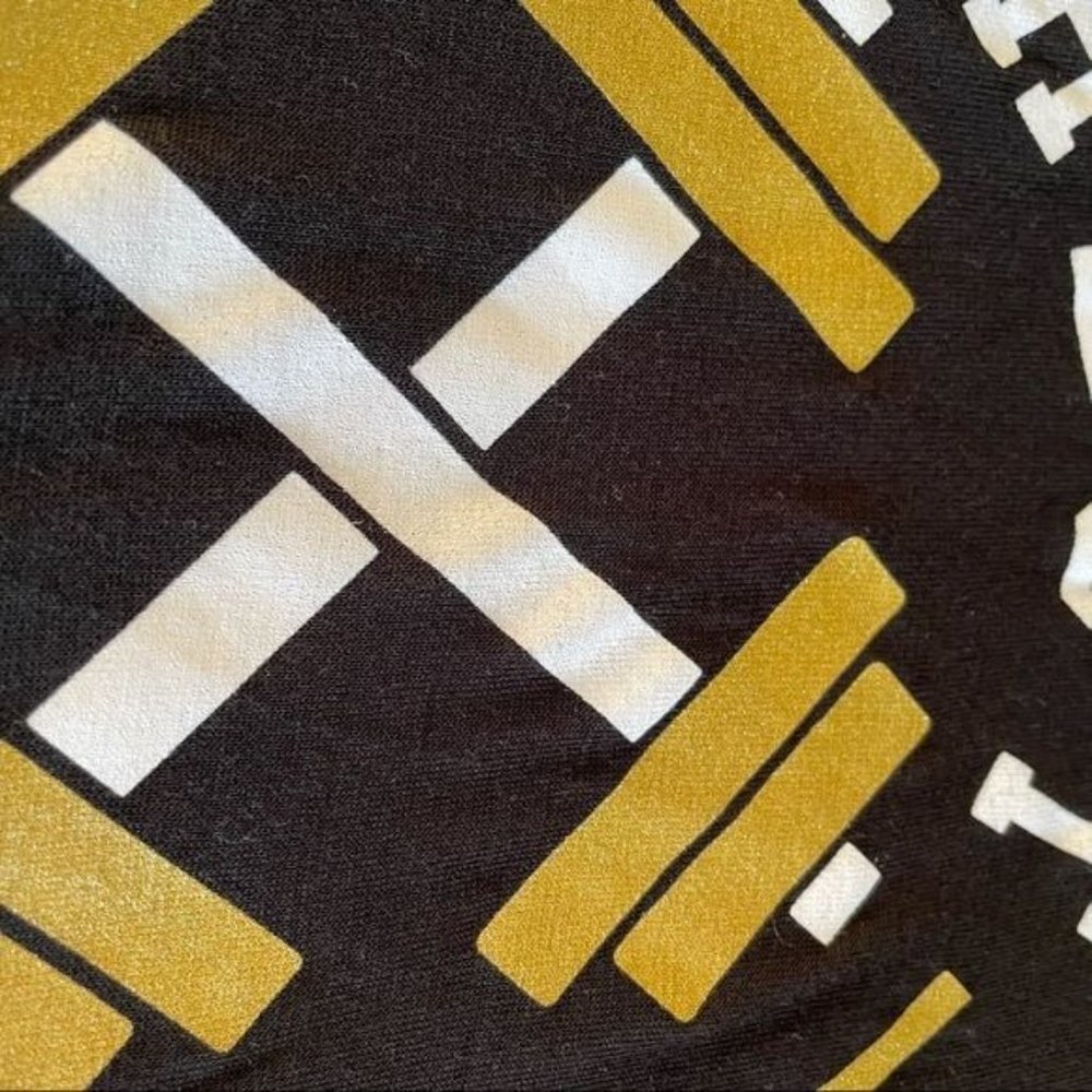 Add in item only M, L rest later black white and gold sleeveless workout shirt - Picture 4 of 6